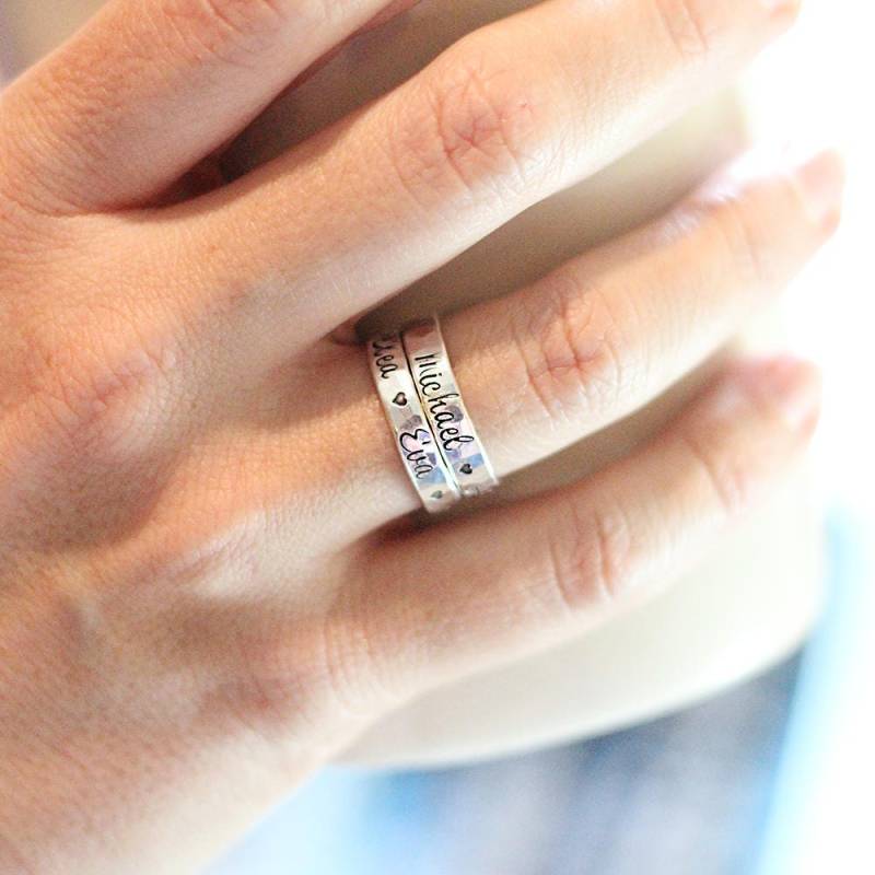 Mutterringe - Stapelringe Namensringe Sterling Silber Personalisierter Handgestempelter Schmuck Mama Geschenk Muttertag von woobiebeans