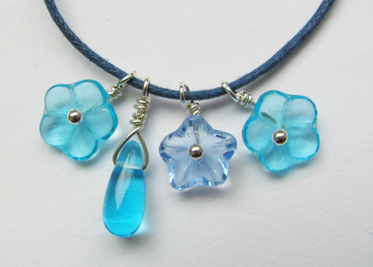 Flower Power Blau Flower Power Blau von woodfairy