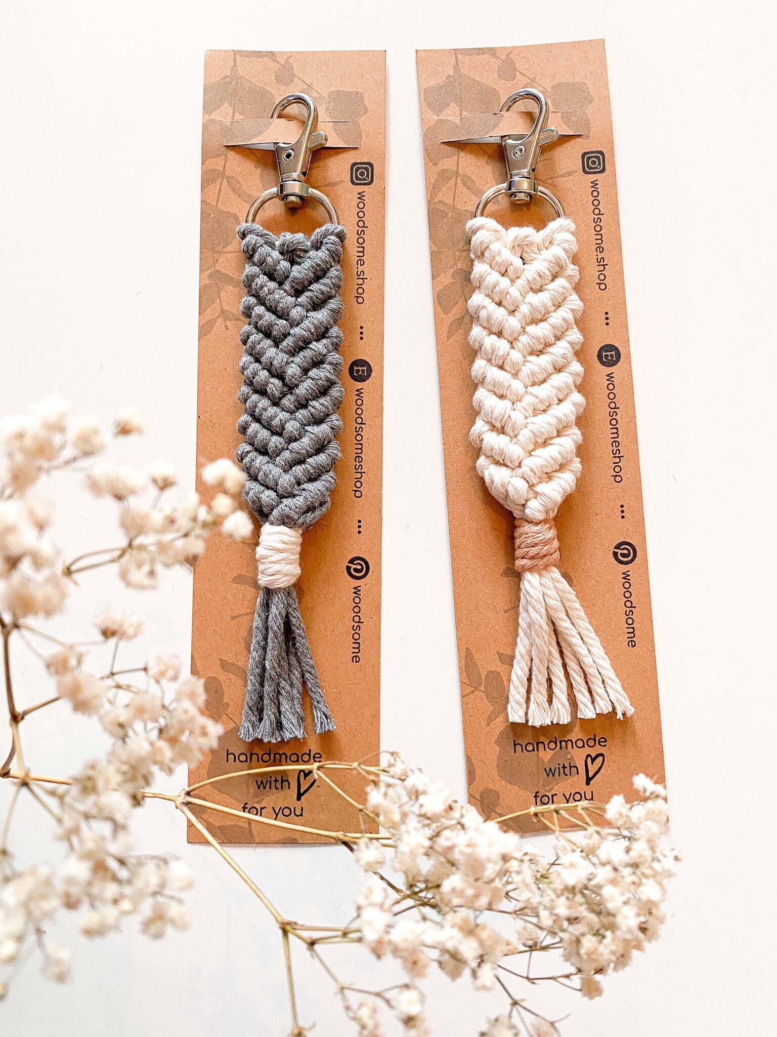 Makramee Schlüsselanhänger - Personalisierbar Geschenkidee Makramee Schlüsselanhänger - Personalisierbar Geschenkidee von woodsomeshop