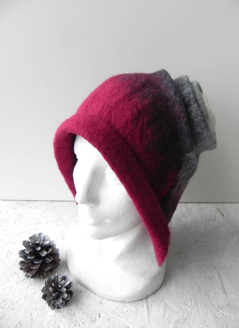 Bordeaux Graue Mütze Für Frau, Original, Warme Mütze, Versandfertig von woolDesign