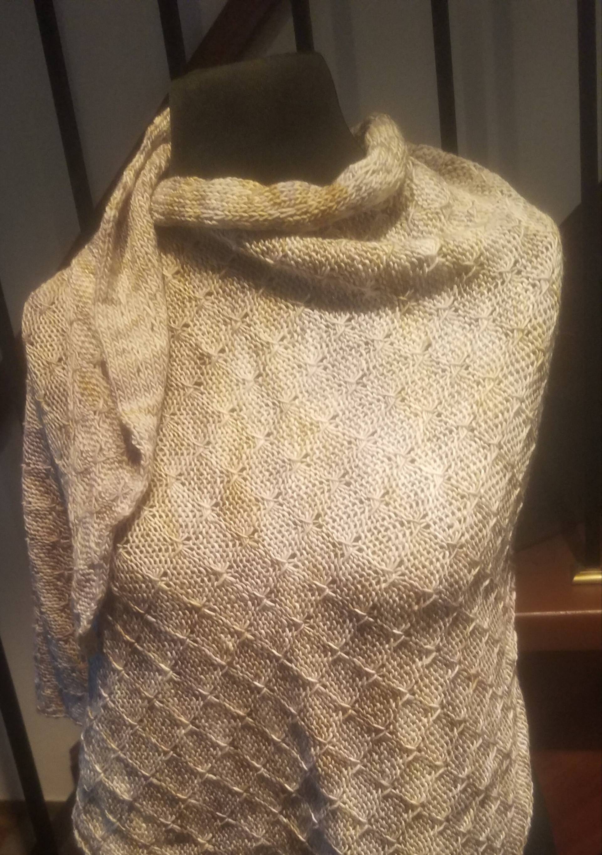 Tuch Handgestrickt Merino von woolhydrangea