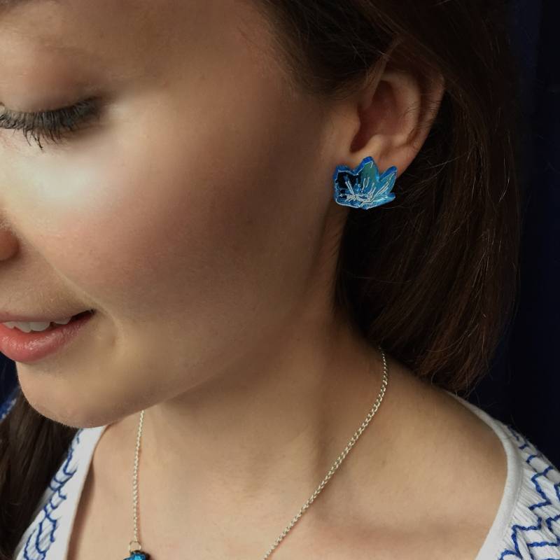 Vergiss-Me-Knoten Ohrstecker von workingclasp