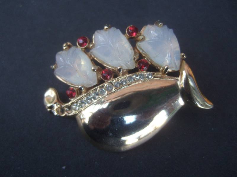 50Er Jahre Glasschmuck Blatt Brosche 50Er Jahre Glasschmuck Blatt Brosche von worldmarketproductio