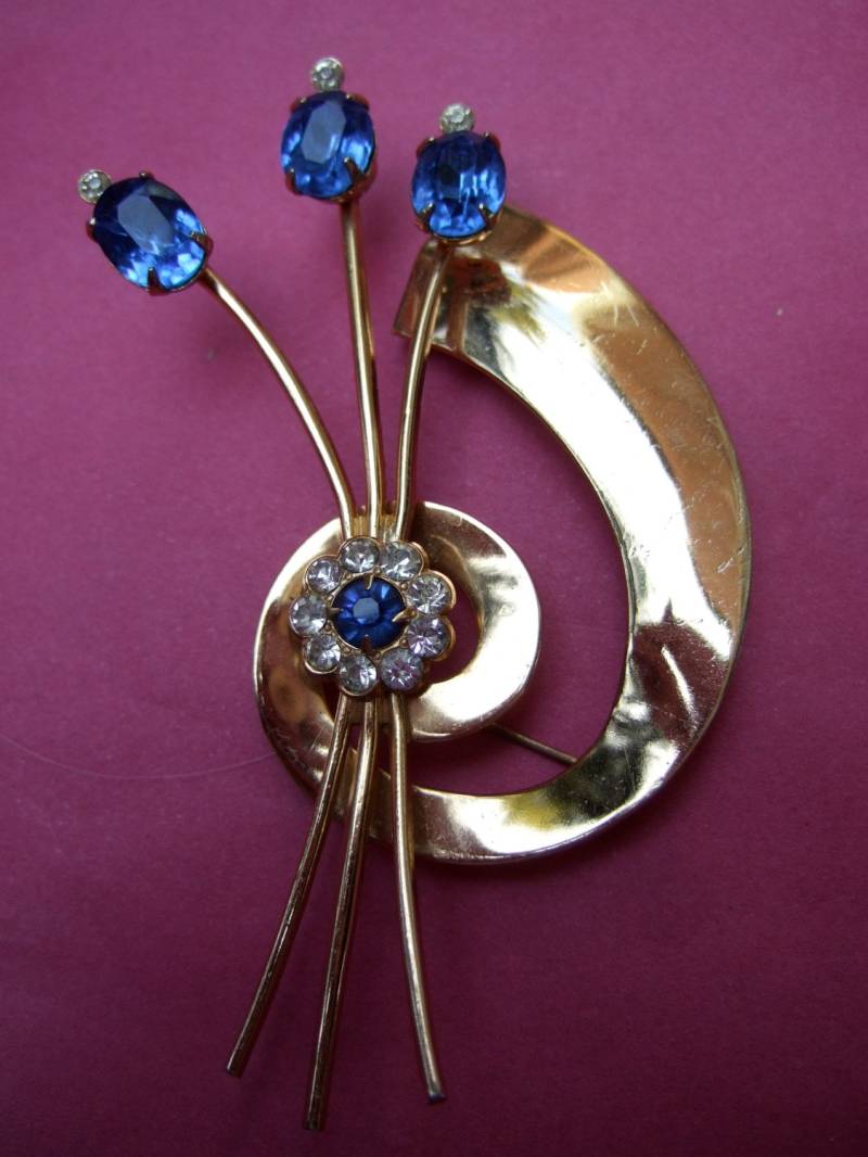 Coro Saphir Kristall Vergoldete Metall Brosche Um 1950Er Jahre Coro Saphir Kristall Vergoldete Metall Brosche Um 1950Er Jahre von worldmarketproductio