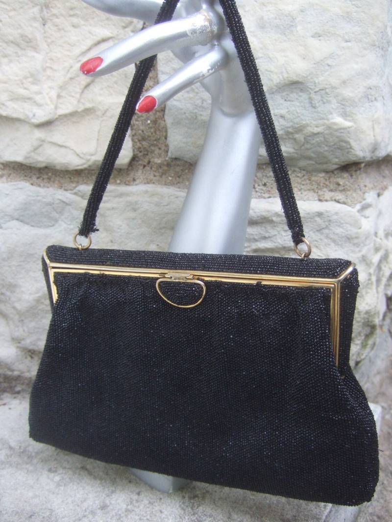 Elegante Glasperlen Schwarze Abendtasche 1960 Elegante Glasperlen Schwarze Abendtasche 1960 von worldmarketproductio