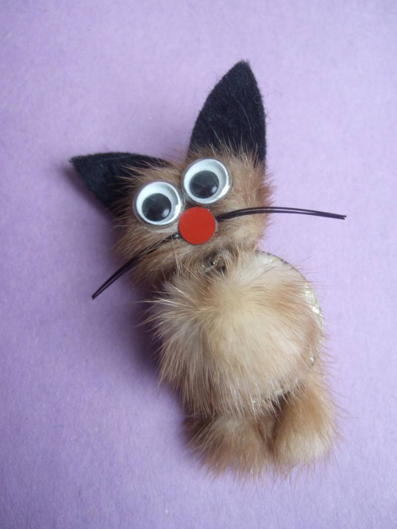 Wunderliche Nerz Katze Pin C 1960Er Jahre Wunderliche Nerz Katze Pin C 1960Er Jahre von worldmarketproductio