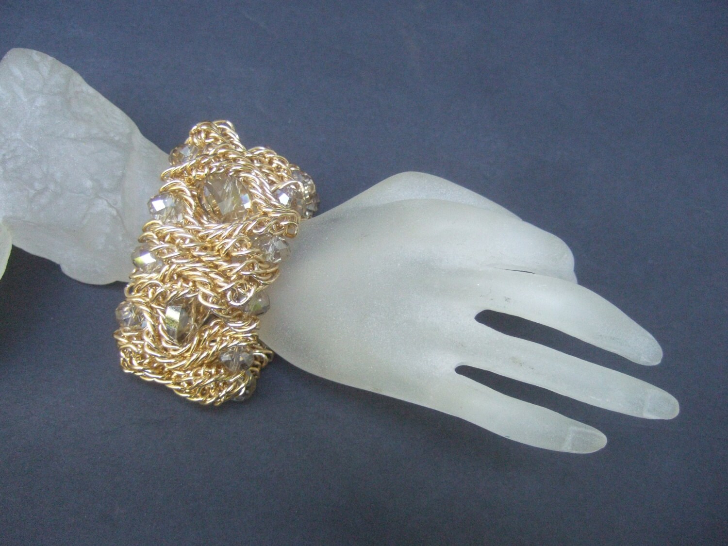stilvolles Kristall Vergoldetes Kettenarmband stilvolles Kristall Vergoldetes Kettenarmband von worldmarketproductio