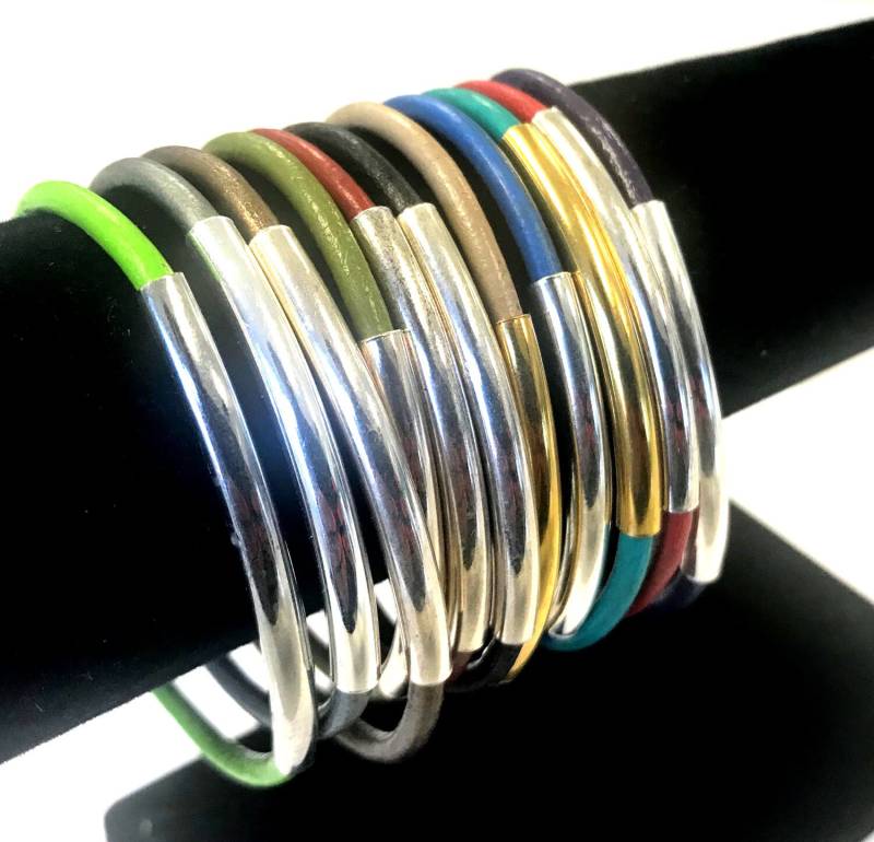 5Er-Set Leder Armreif, Lederarmband, Schlaucharmreif, Stapelbarer Armreif, Layering Armband, Layered Boho von wrapsbyrenzel