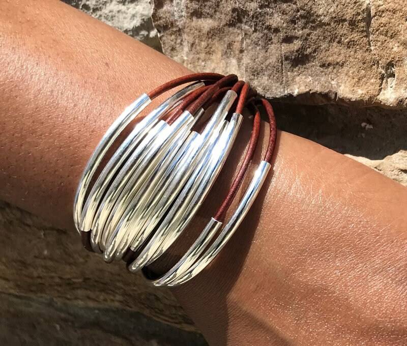 Rot Braun, Leder, Armband Wrap Armband, Silber Noodletubes - Lederarmband Mit Magnetverschluss von wrapsbyrenzel
