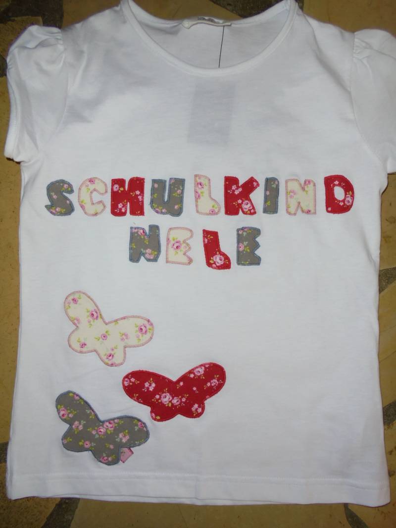 Schulkind Einschulung Shirt Benäht Applikation Geburtstag Schmetterlinge von wunschshirt