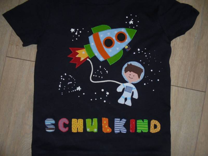 Shirt Einschulung Schulkind Sterne Weltall Planete Rakete Astronaut Benäht Handmade von wunschshirt