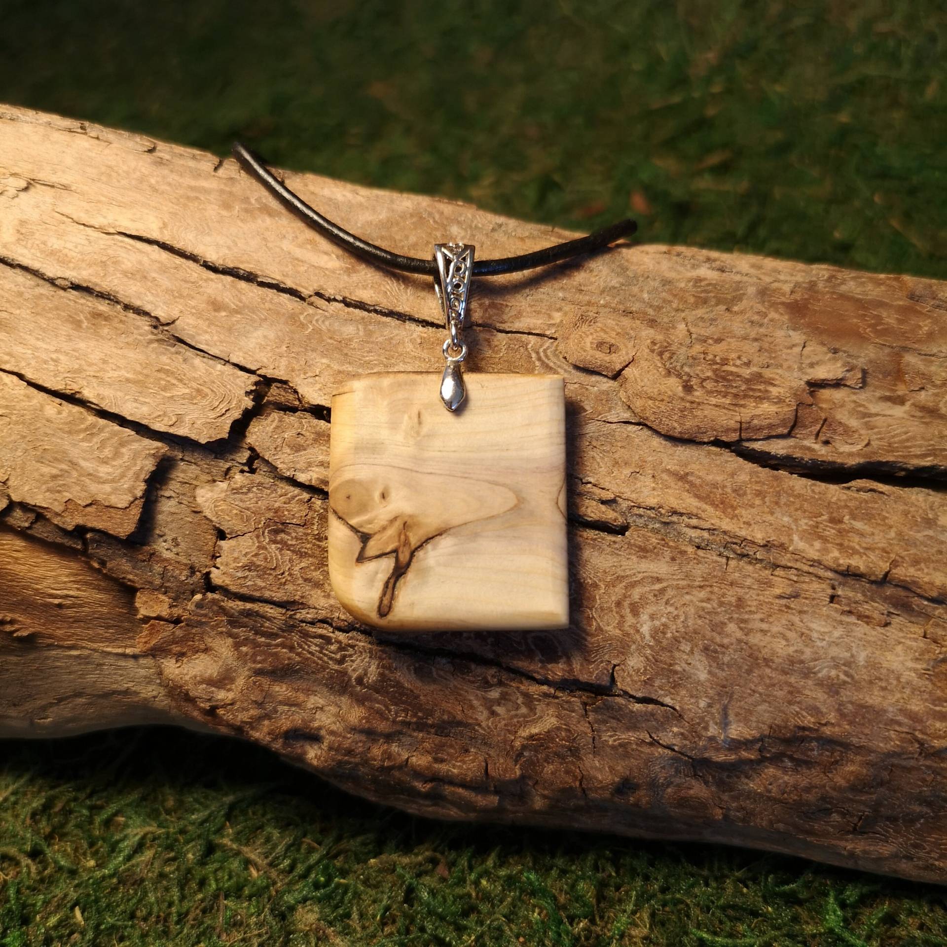 Halskette Anhänger Kette Treibholz Keltisch Vikinger Wikinger Variante Boho Echtholz A26 Halskette Anhänger Kette Treibholz Keltisch Vikinger Wikinger Variante Boho Echtholz A26 von wwwBastelholicde