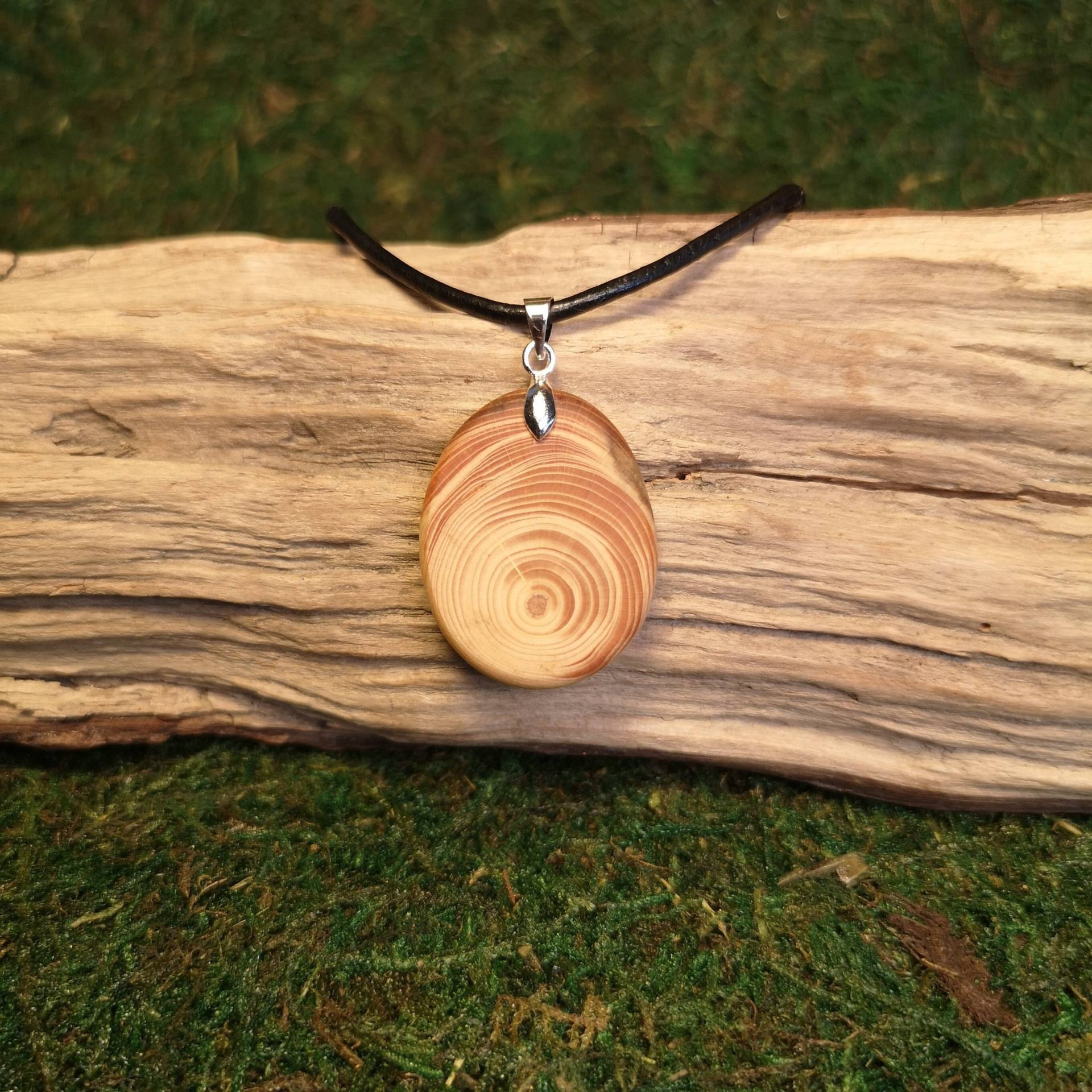 Halskette Anhänger Kette Treibholz Vikinger Baum Variante A79 Halskette Anhänger Kette Treibholz Vikinger Baum Variante A79 von wwwBastelholicde