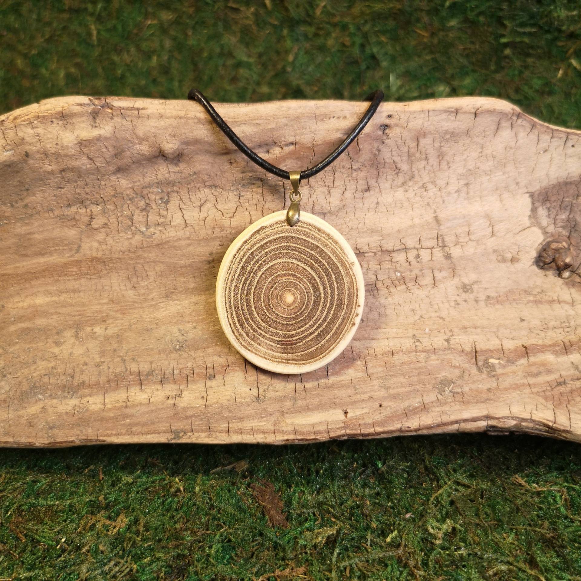 Halskette Anhänger Kette Treibholz Vikinger Baum Variante A81 Halskette Anhänger Kette Treibholz Vikinger Baum Variante A81 von wwwBastelholicde