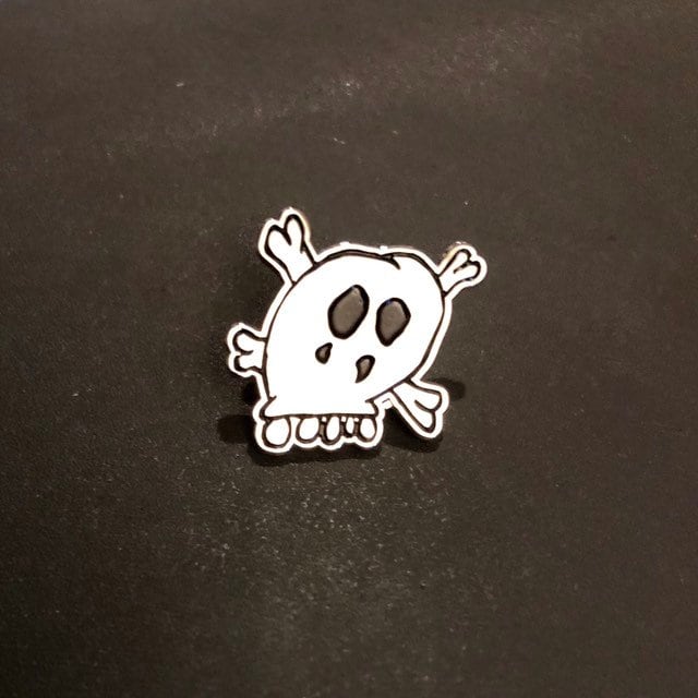 Skull Jr. [Emaille Pin] von wwwhiteyyy