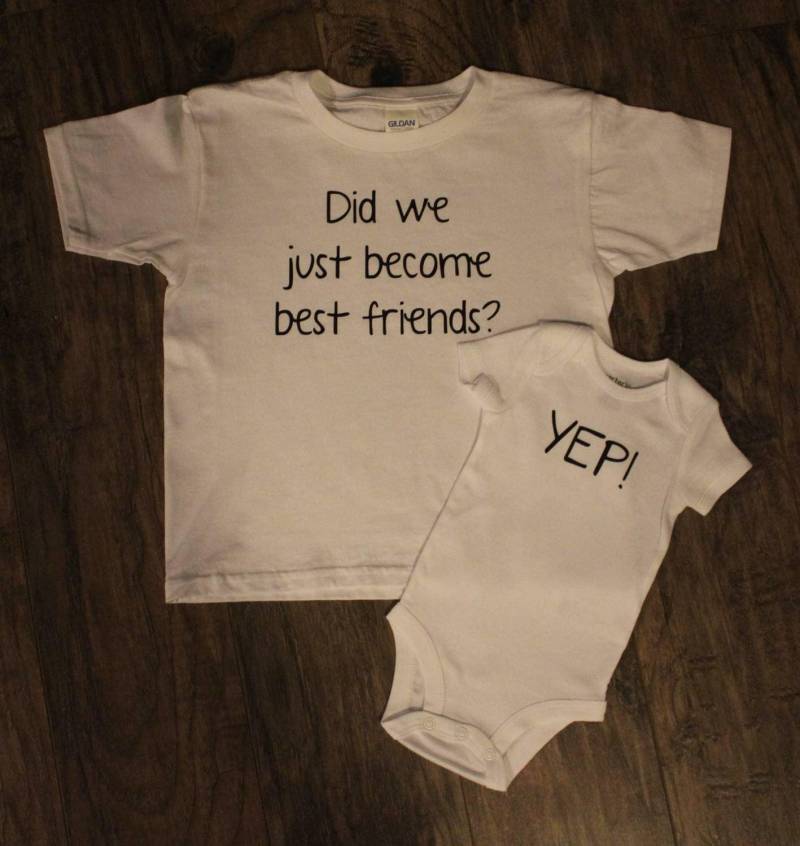 Sind Wir Gerade Beste Freunde Geworden? Yep | Lustige Passende Geschwisterhemden von xBMcDesigns