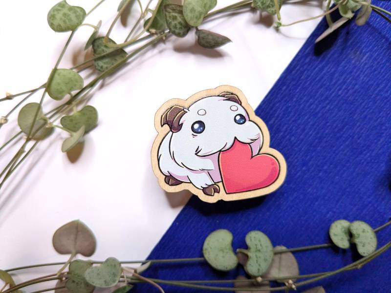 Cute Poro Pin/Lol Heart Love Maple Wood Anstecker Cute Poro Pin/Lol Heart Love Maple Wood Anstecker von xBluexMoon