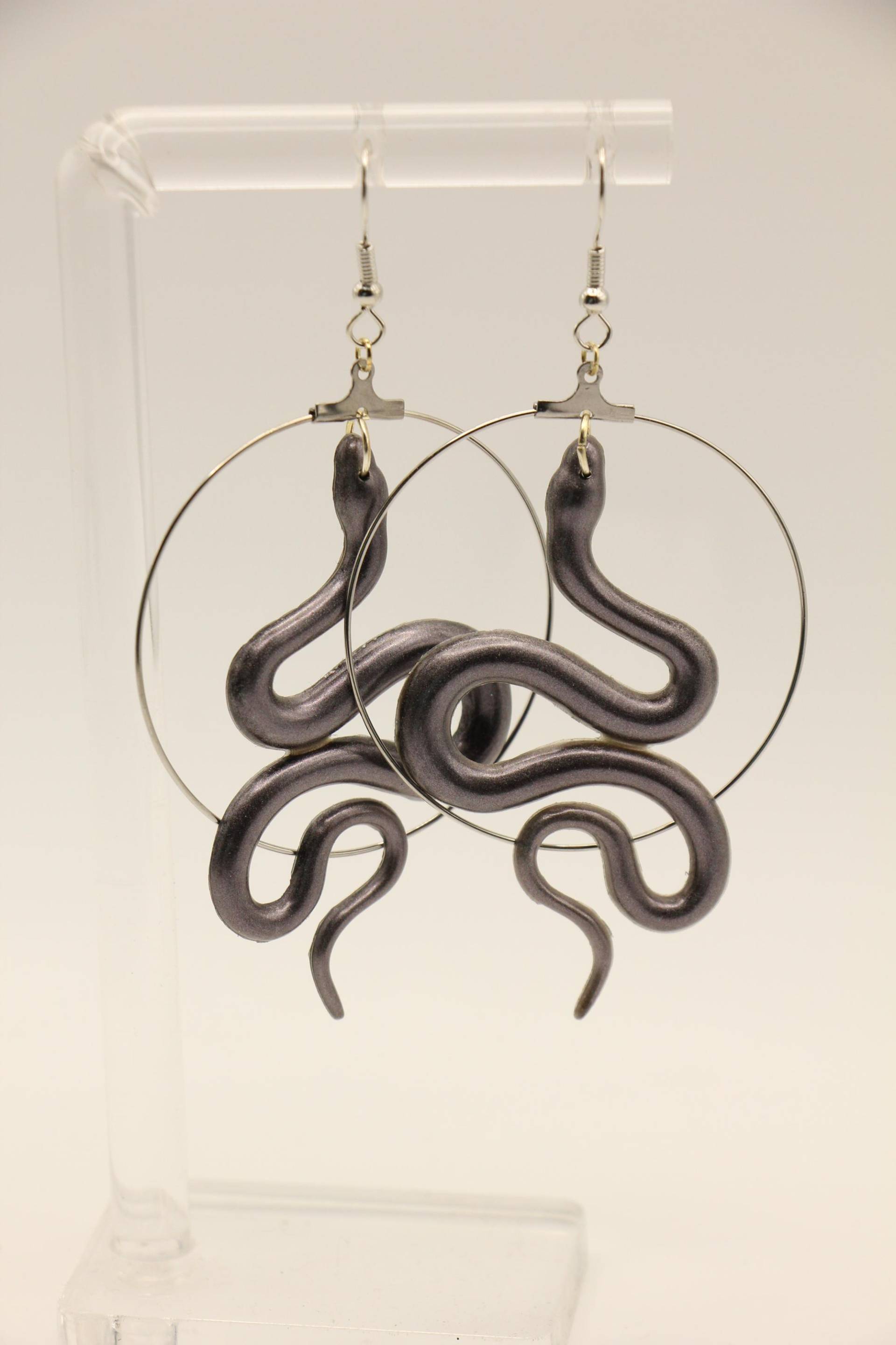 Ohrringe Mit Schlangen Und Metallornament von xMuffinsMakery