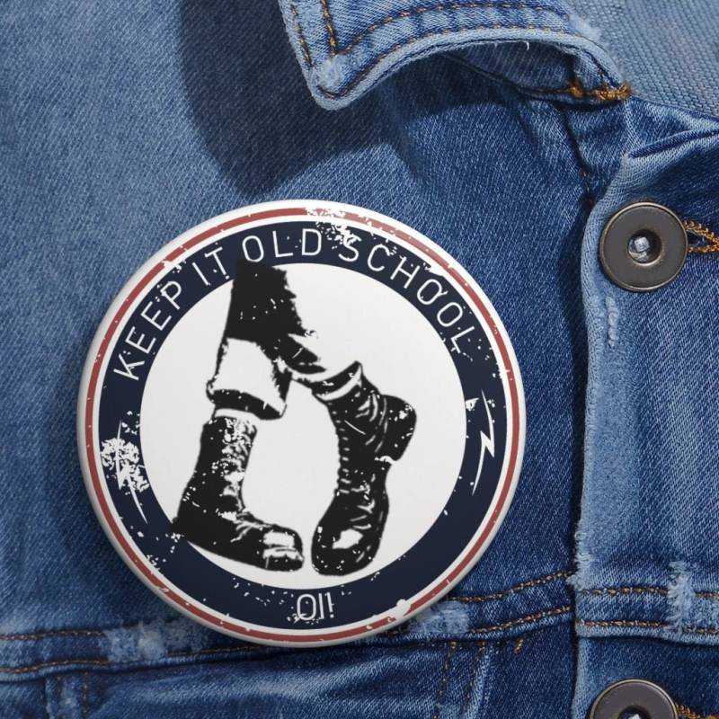 Keep It Oldsccol - Strong Oi Skinhead Custom Pin Buttons von xShertyx