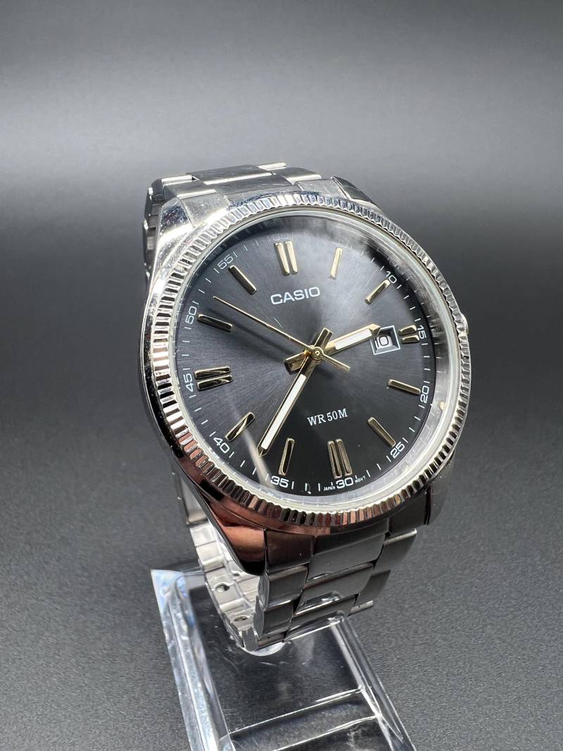 Casio Mtp-1302D-1A2V Herren-Armbanduhr Edelstahl Quarz 50M Wr Metallband von xVintaqe