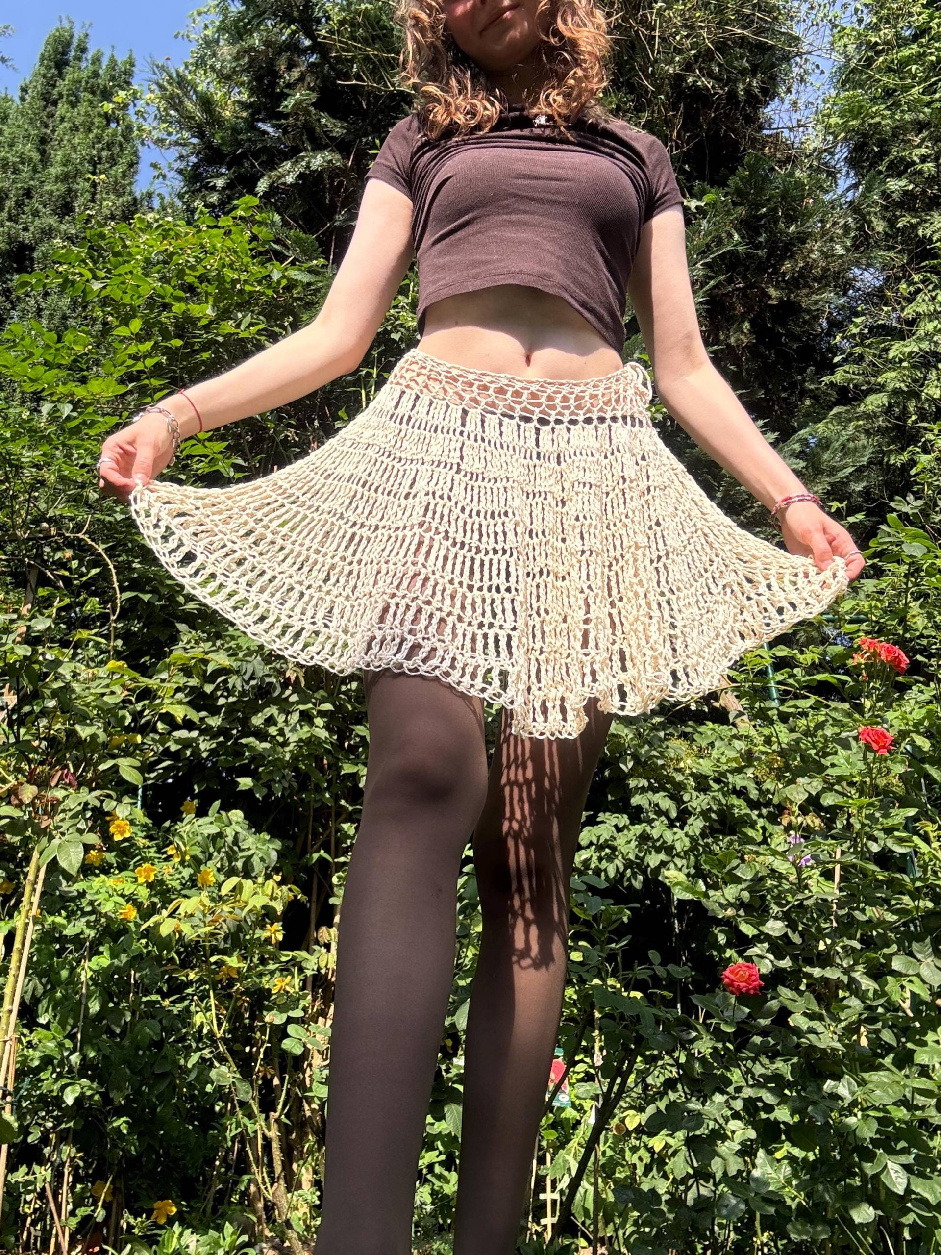 xo Crochet Mini Skirt White xo Crochet Mini Skirt White von xallua