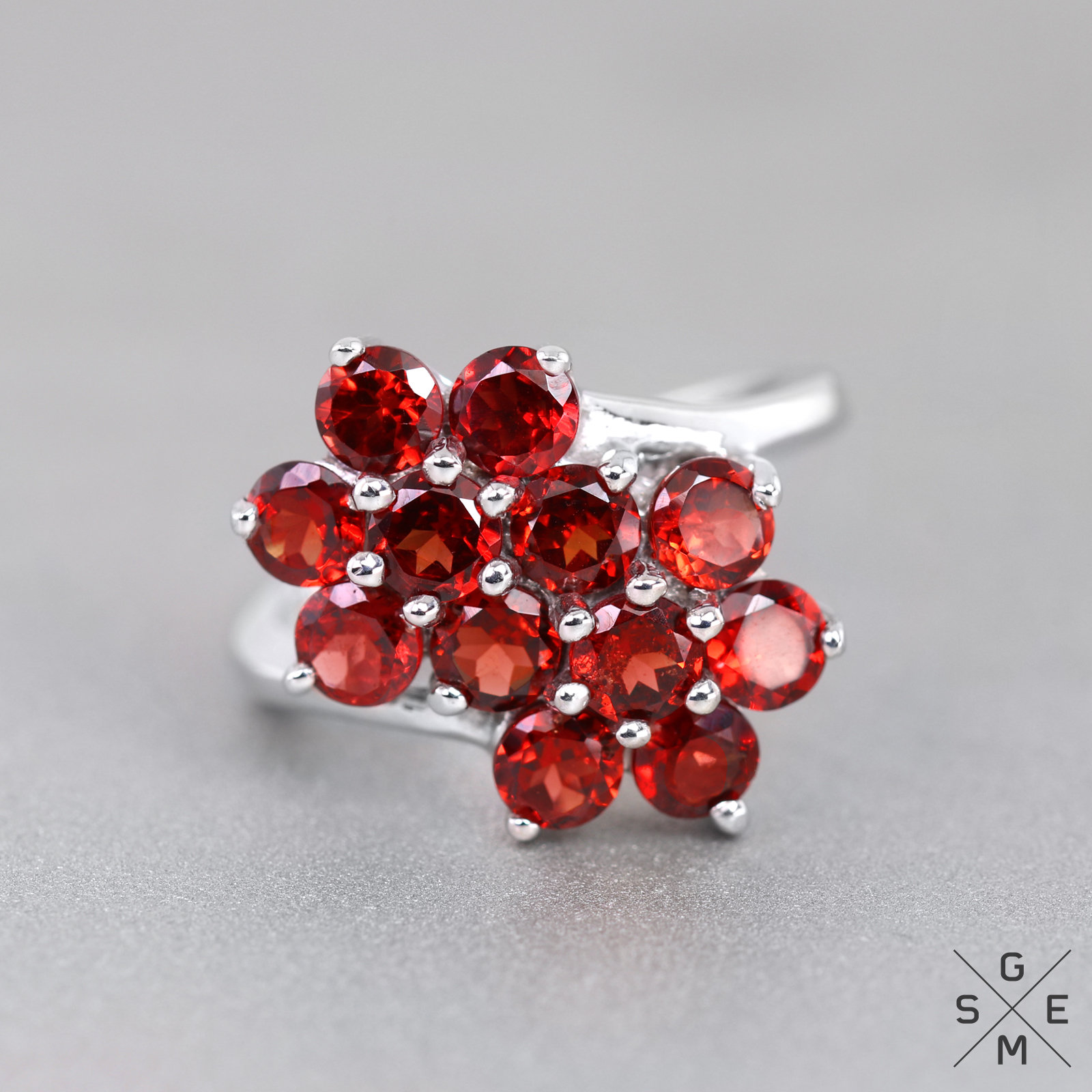 Natürlicher Roter Granat 925 Sterling Silber Ring 7 Natürlicher Roter Granat 925 Sterling Silber Ring 7 von xgems