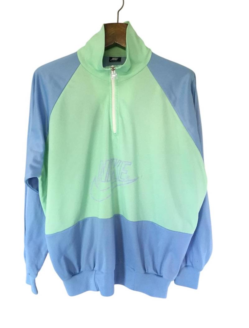 Vintage 80Er Jahre Nike Blue Tag Pullover Made in Denmark Large Size von xlrepublikan