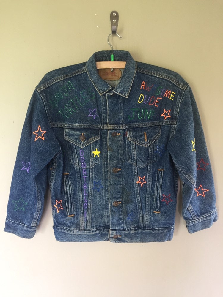 Vintage Levis Mit Teenage Mutant Ninja Turtle Art Design Mittlerer Größe von xlrepublikan