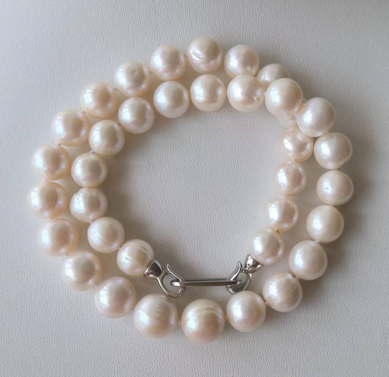 Große Weiße Süßwasserperlenkette Aa + Grade, 10.3-12.2 Mm Große Weiße Süßwasserperlenkette Aa + Grade, 10.3-12.2 Mm von xueyaojewelry