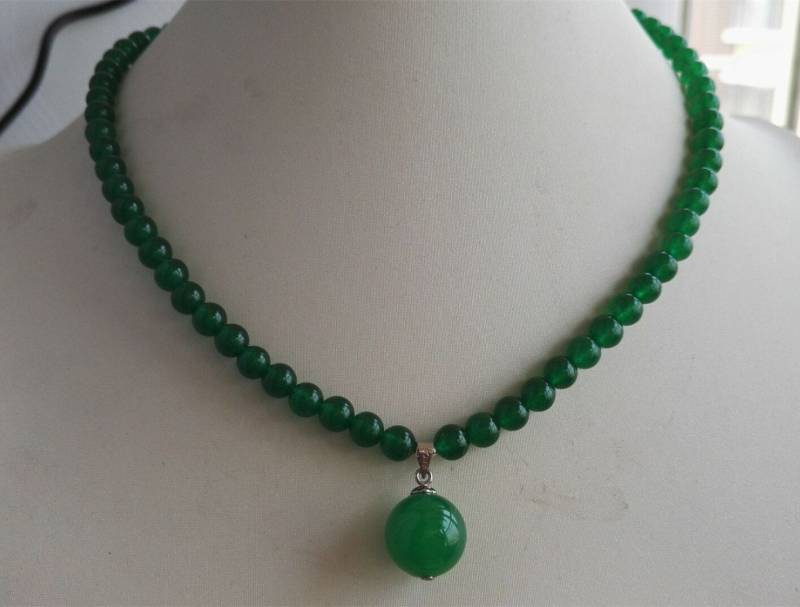 Grüne Jade Perlenkette Mit Anhänger | 6 Mm, 17 Inch Grüne Jade Perlenkette Mit Anhänger | 6 Mm, 17 Inch von xueyaojewelry