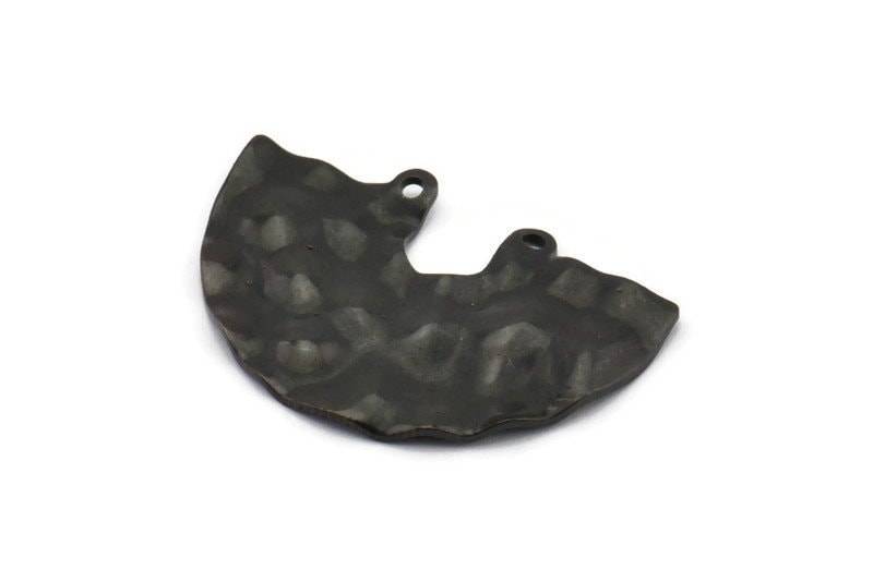 Halbkreis Anhänger, 4 Gehämmerte Oxidierte Schwarze Messinganhänger Mit 2 Löchern | 33x22x0.80 Mm D0673 S1011 von yakutum