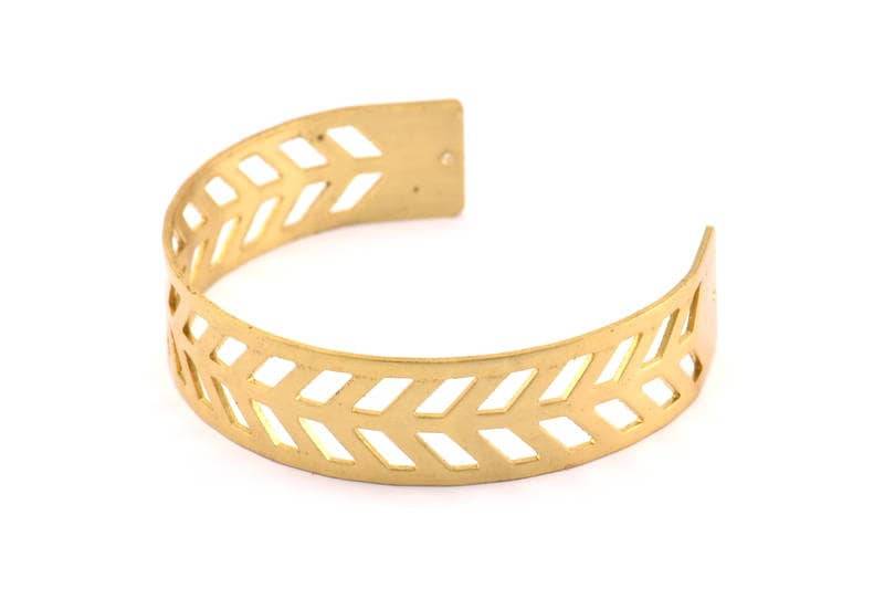 Messing Chevron Cuff - 1 Rohmessing Armband Blank Armreif Mit 2 Löcher | 15x145x0.80 Mm T103-0 von yakutum