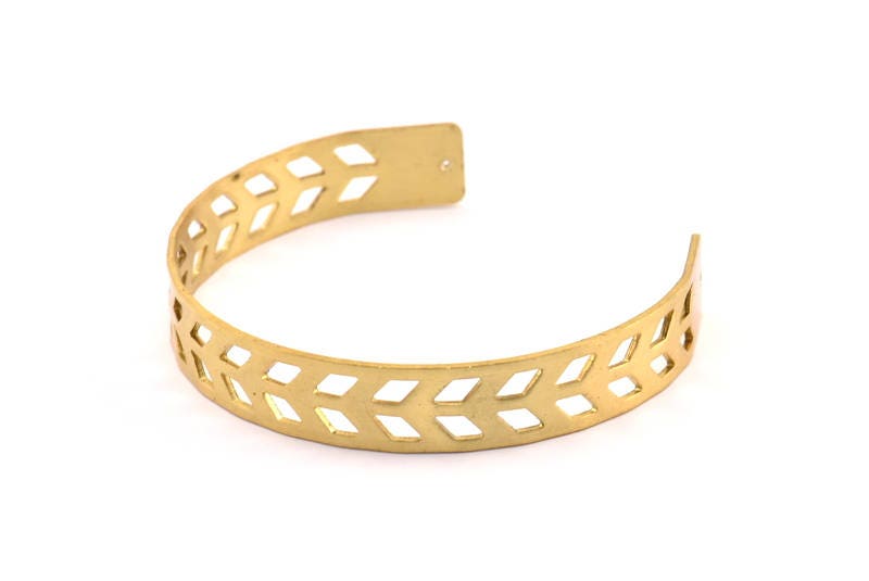 Messing Chevron Cuff - 1 Rohmessing Armband Blank Armreif Mit 2 Löchern | 10x145x0.80 Mm T100-0 von yakutum