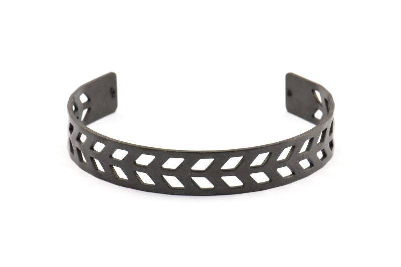 Schwarz Chevron Armreif - 1 Oxidiertes Messing Schwarz Blank Mit 2 Löchern | 10x145x0.80 Mm T100-0 Schwarz Chevron Armreif - 1 Oxidiertes Messing Schwarz Blank Mit 2 Löchern | 10x145x0.80 Mm T100-0 von yakutum