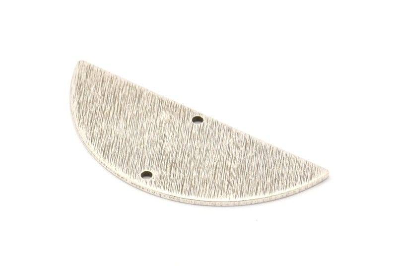 Silber Halbmond, 4 Antik Versilberte Messing Strukturierte Halbkreis Rohlinge Mit 2 Löcher, Charms, Ohrringe, Anhänger | 39x15x1mm D0800 H0773 von yakutum