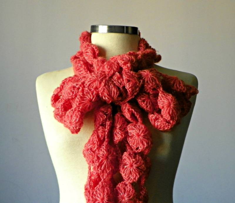 Gehäkelter Schal Aus Weichem Mohair Garn, Häkelschal, Winter Accessoires, Herbst Mode, Unendlichkeit Schal, Gehäkelt von yarnisland