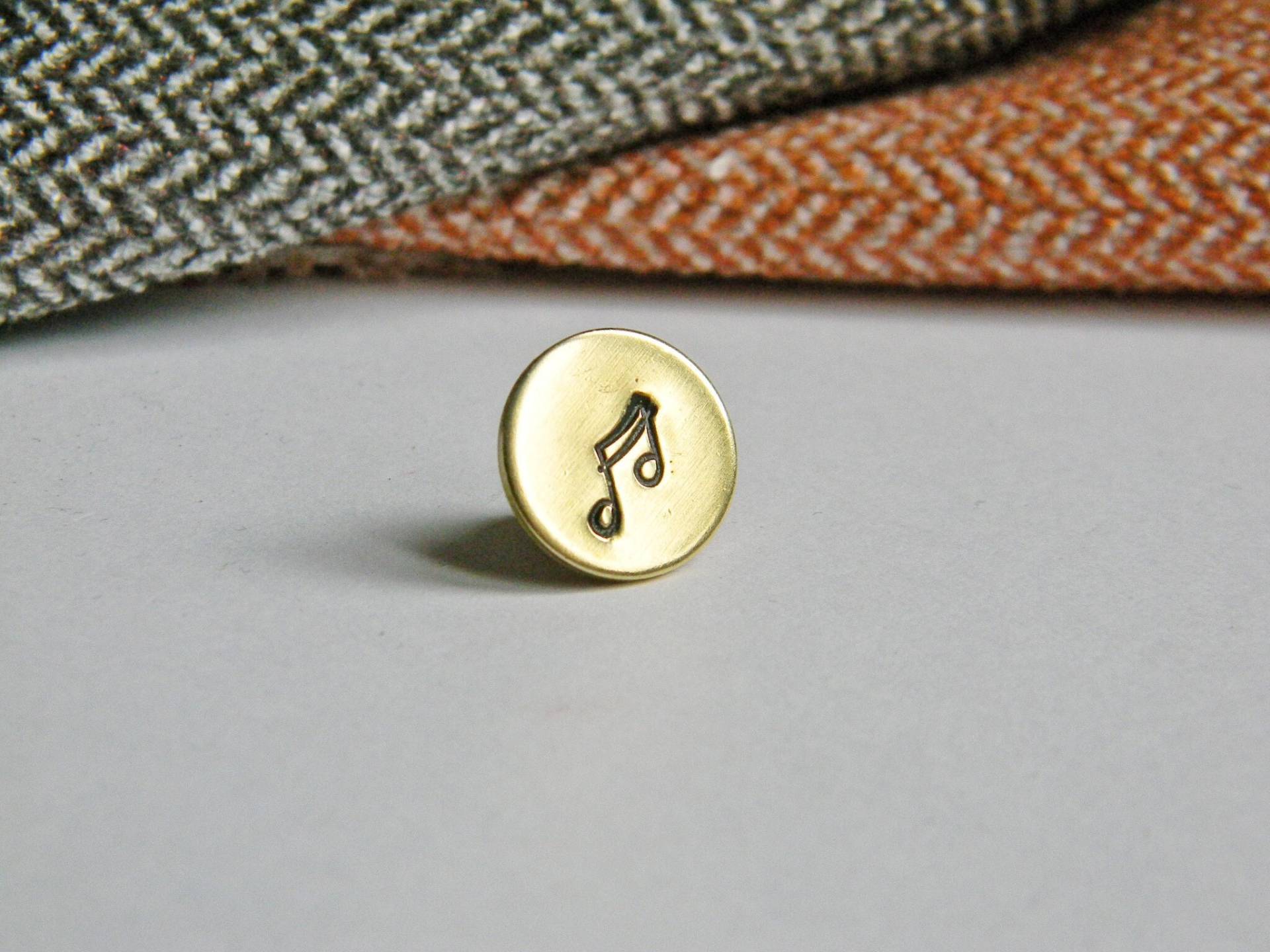 Musiknote Pin. Minimalistisch. Anstecknadel Aus Messing. Musik Note Pin Brosche. Geschenk Für Musiker, Spieler. Anstecknadel. Musik-Symbol. 12mm von ylleanna