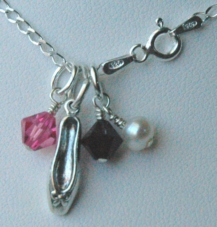 Ballett Spitzenschuh Halskette, Ballet Halskette, Weiß Schwarz Rosa Ballerina Halskette von ymcjewelry