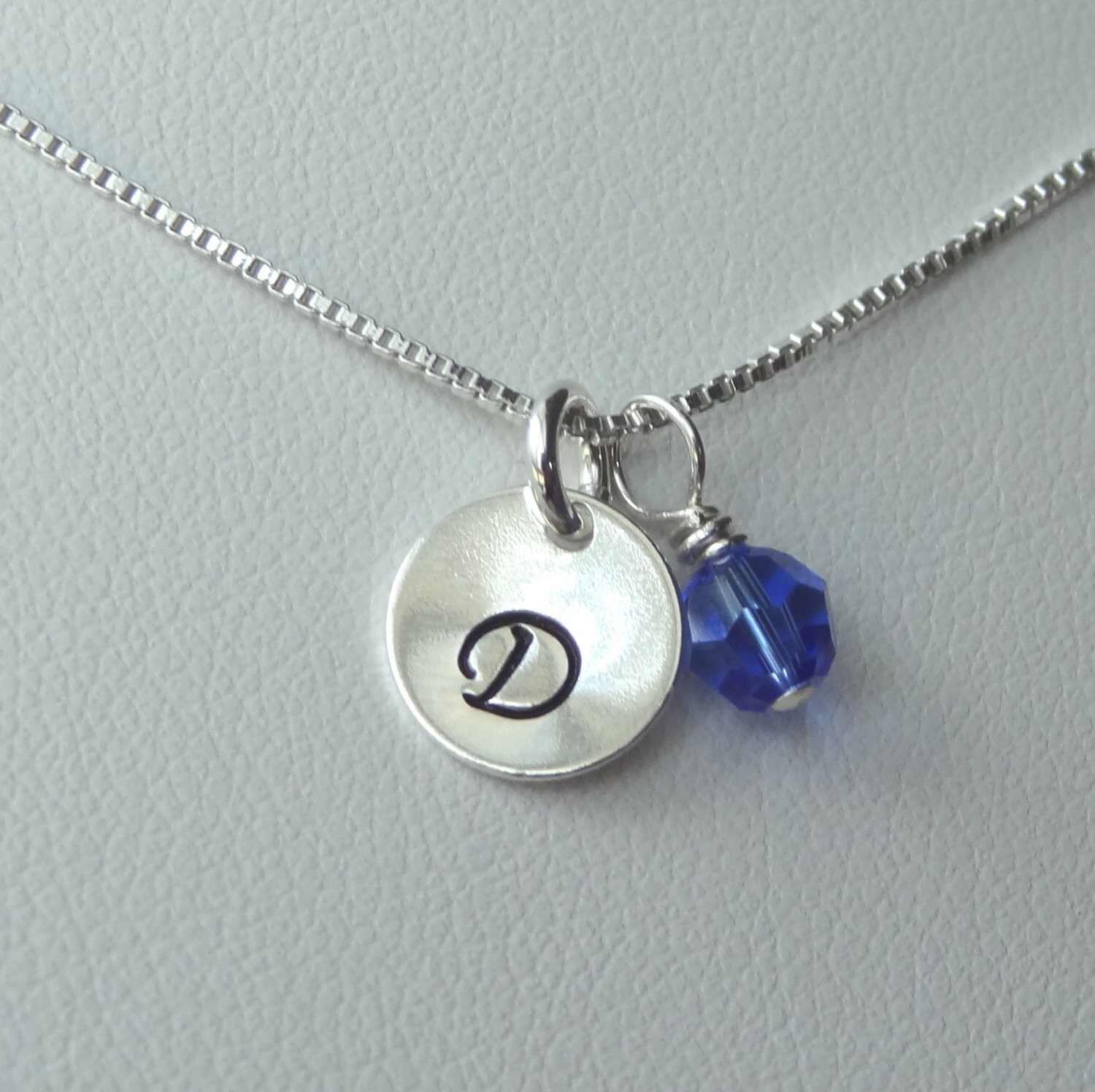 Initial Und Birthstone Halskette, Personalisierte Hand Gestempelt Schmuck Zierliche Halskette Geschenk von ymcjewelry