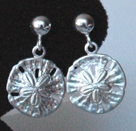 Sterling Silber Kind Sand Dollar Ohrringe, Strand Hochzeit Schmuck Blumenmädchen Post Bolzen Baumeln Ohrringe von ymcjewelry