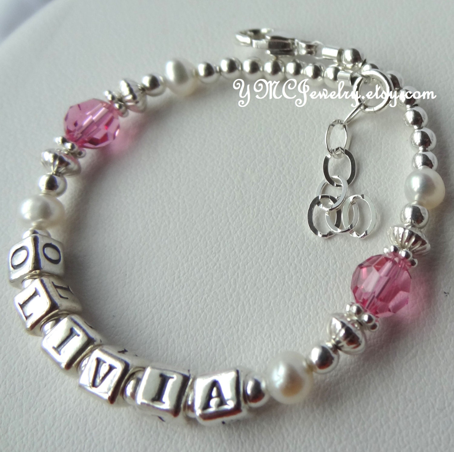 Süßwasserperle Geburtsstein Name Armband, Perlenarmband, Rosa Armband, Birthstone Armband, Baby Armband von ymcjewelry