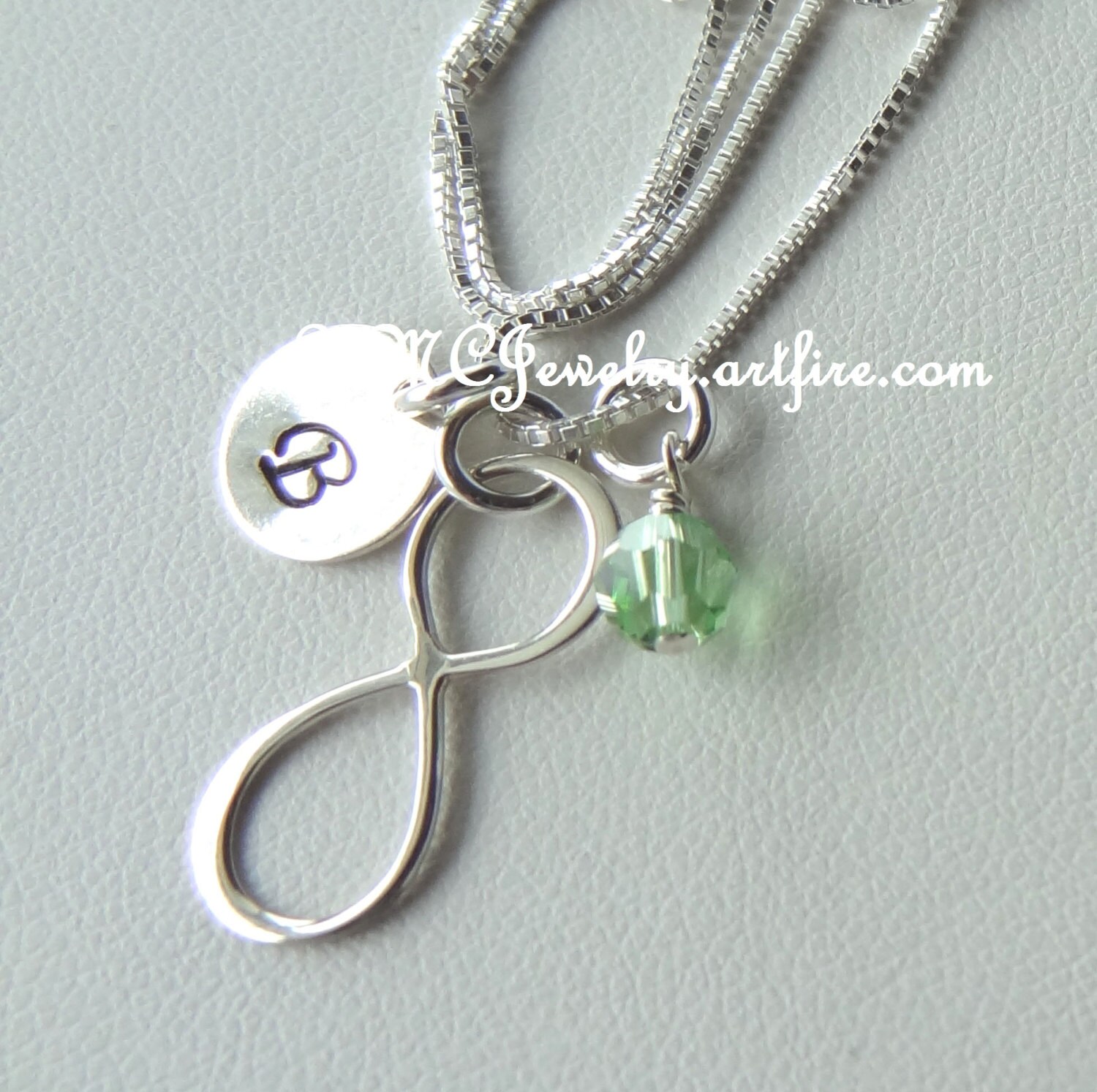 sterling Silber Infinity Initial Halskette, Birthstone Brautjungfer Mutter Halskette von ymcjewelry