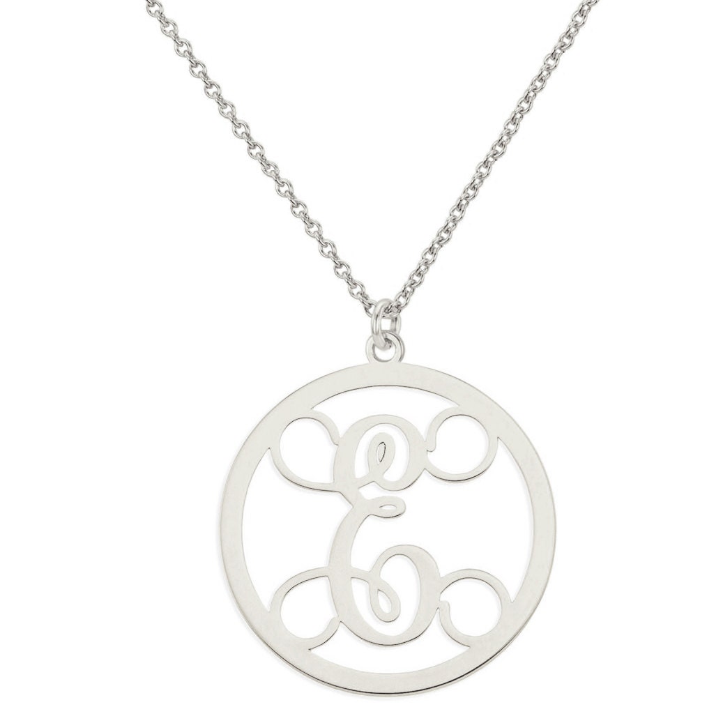Personalisierte Ersten A - Z Circle Monogramm Anhänger Halskette Rhodium Weissgold Über 925 Sterling Silber von ymcjewelrycom