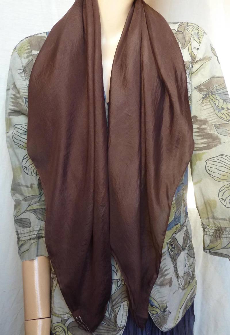 Seidenschal Quadratisch, Braun, Schokoladenbraun, Uni, Halstuch, Seidenfoulard, Seiden Carré 90 X von yolainefruehauf