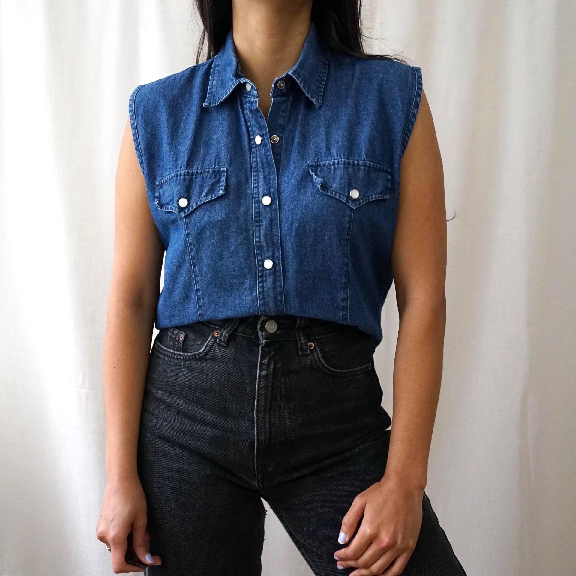 Vintage 90S Denim Shirt Size S Sleeveless Blouse Button Up Cotton Shirt Vintage 90S Denim Shirt Size S Sleeveless Blouse Button Up Cotton Shirt von youhadmeatvintageDE