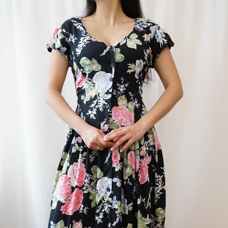 Vintage 90S Floral Dress Size M Short Sleeve Black Maxi Vintage 90S Floral Dress Size M Short Sleeve Black Maxi von youhadmeatvintageDE