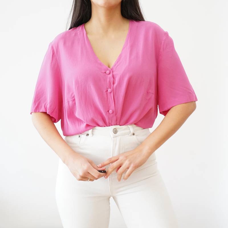Vintage Pink Blouse Size L Short Sleeved Top V Neck Elegant Silk Vintage Pink Blouse Size L Short Sleeved Top V Neck Elegant Silk von youhadmeatvintageDE
