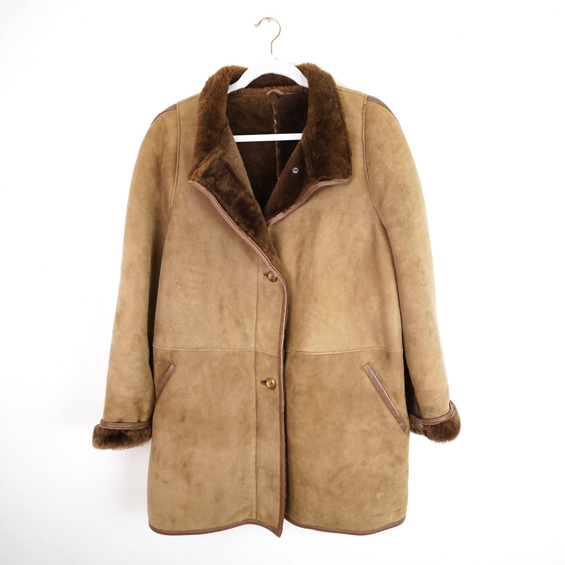 Vintage Shearling Coat Size M-L Leather Jacket 70S Winter Coat Sheepskin Vintage Shearling Coat Size M-L Leather Jacket 70S Winter Coat Sheepskin von youhadmeatvintageDE