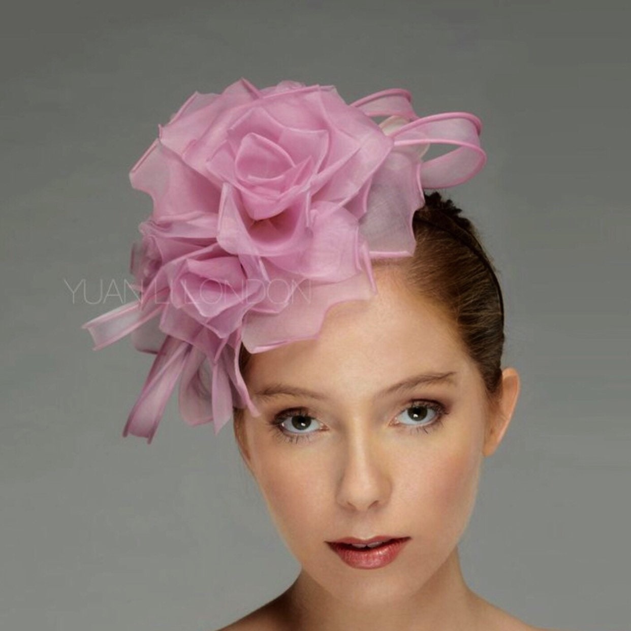 Flieder Rose Fascinator Royal Ascot Hochzeit Braut Brautjungfern Sommer-Hut von yuanlilondonhats
