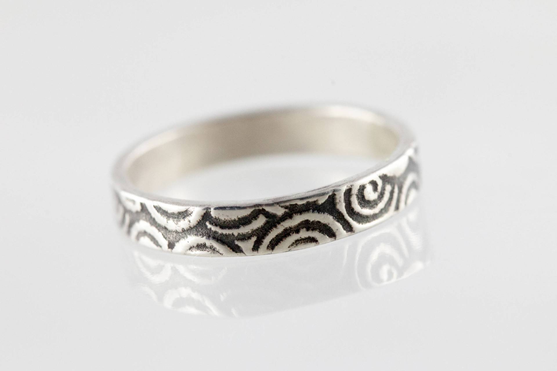 Moderner Bandring/stapelring No.3 von yvedesign